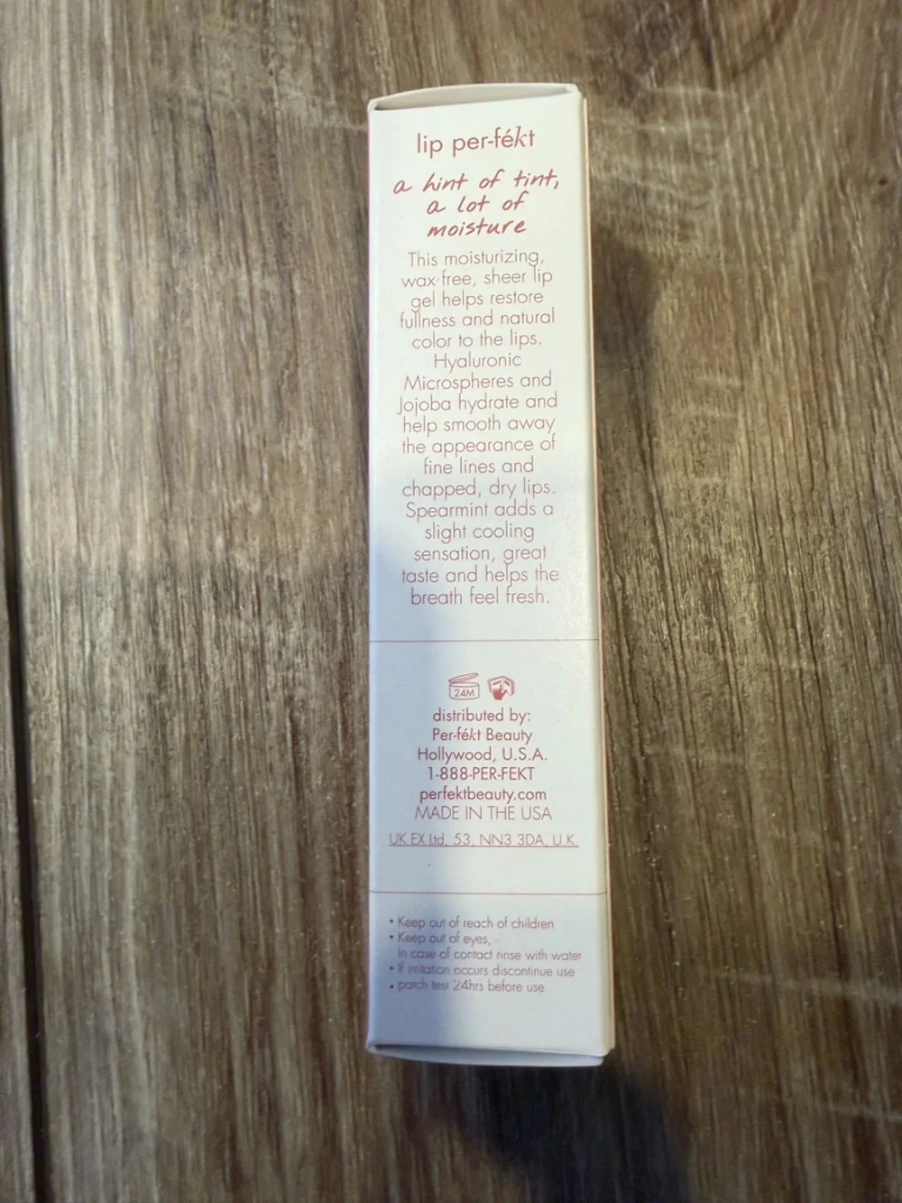 NEW! per-fekt Lip Tint Gel in Vine